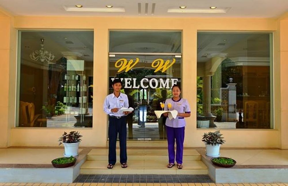Win Unity Hotel Pyin Oo Lwin Exterior photo